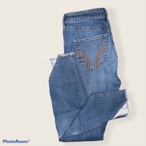 Hollister size 7 High Rise Crop Jeans